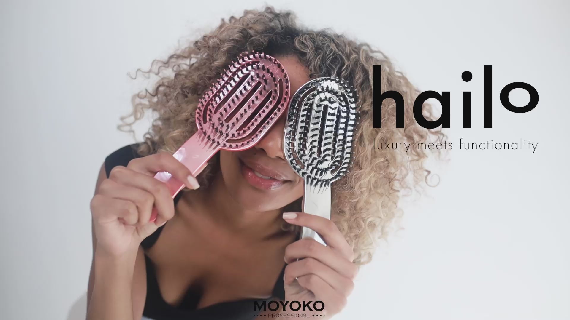 Moyoko Hailo Detangling Brush